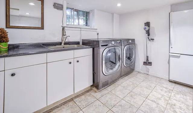 Additional image 34 of 115 Glenview Ave