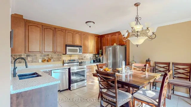 Additional image 8 of 36 Clarion Rd