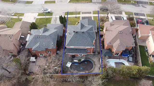 Additional image 34 of 2892 Arlington Dr