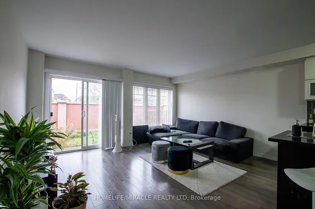 Additional image 3 of 124 Baffins Cres