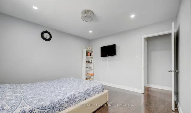 Additional image 21 of 12 Charing Dr