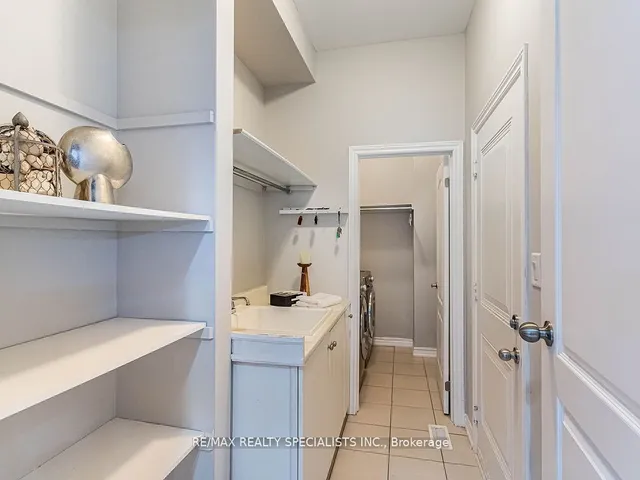 Additional image 19 of 14 Canary Clse