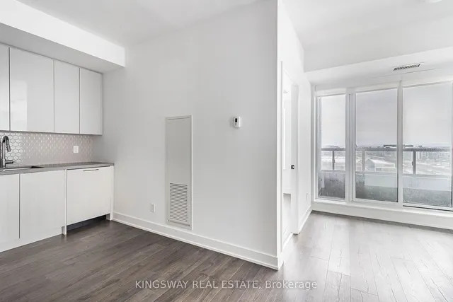 Additional image 15 of 2481 Taunton Rd Unit 802