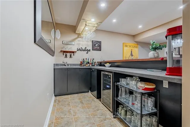 Additional image 26 of 2254 ROCKINGHAM Dr Unit 5