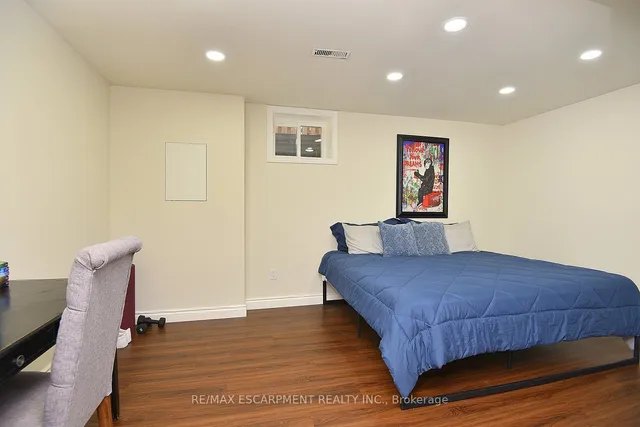 Additional image 32 of 570 Harmony Ave