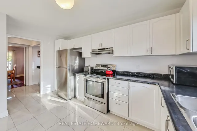 Additional image 13 of 1696 Danthorpe Dr