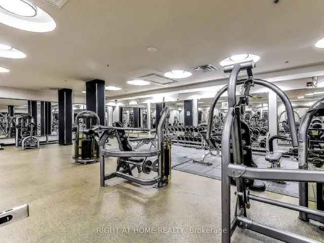 Additional image 34 of 70 Absolute Ave Unit 1606