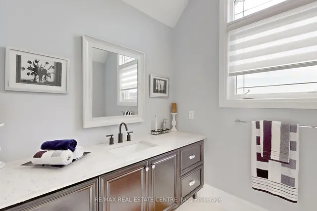 Additional image 26 of 92 Holt Dr