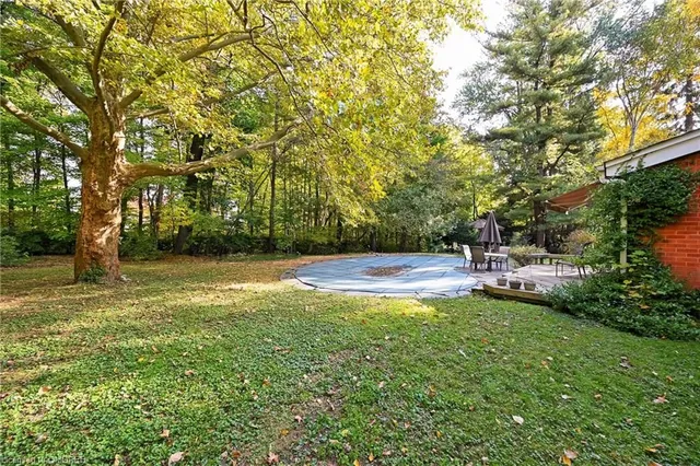 Additional image 16 of 1296 Cumnock Cres