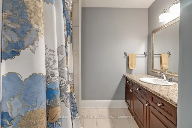 Additional image 27 of 2428 Lakeshore Rd