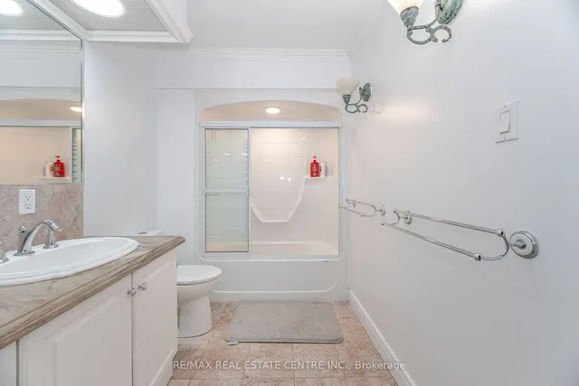 Additional image 27 of 4062 Dunmow Cres