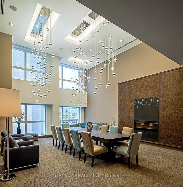 Additional image 28 of 386 Yonge St Unit 1505