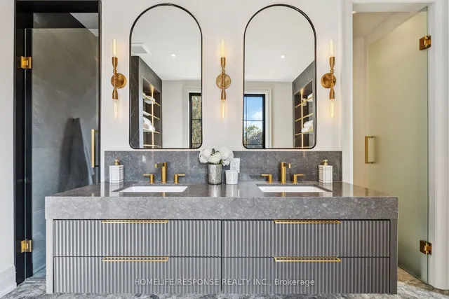 Additional image 24 of 8 MARTIN GROVE Rd