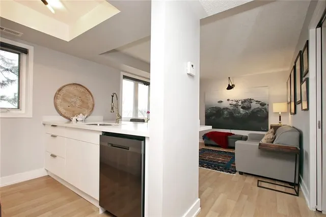 Additional image 3 of 111 BRISTOL Rd Unit 110