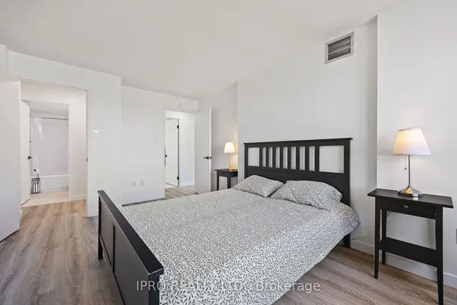 Additional image 17 of 4185 Shipp Dr Unit 1815