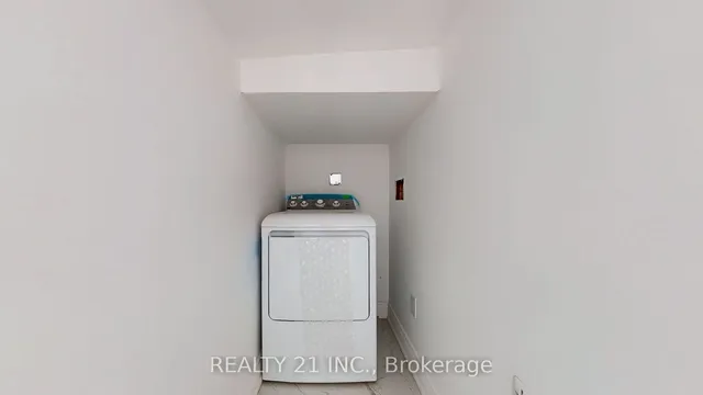 Additional image 37 of 92 King Edward Ave