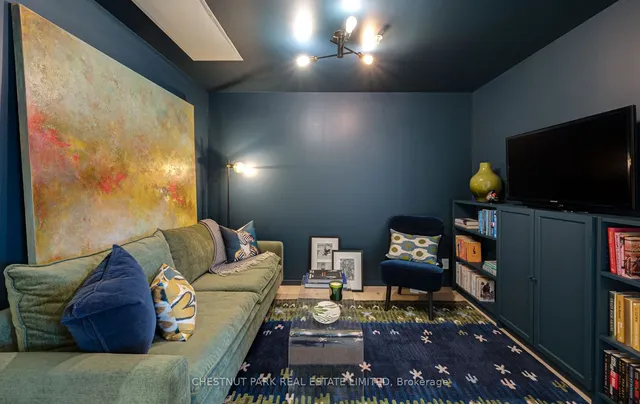 Additional image 5 of 180 University Ave Unit 3206