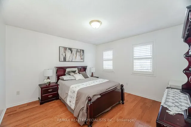 Additional image 24 of 30 Latania Blvd