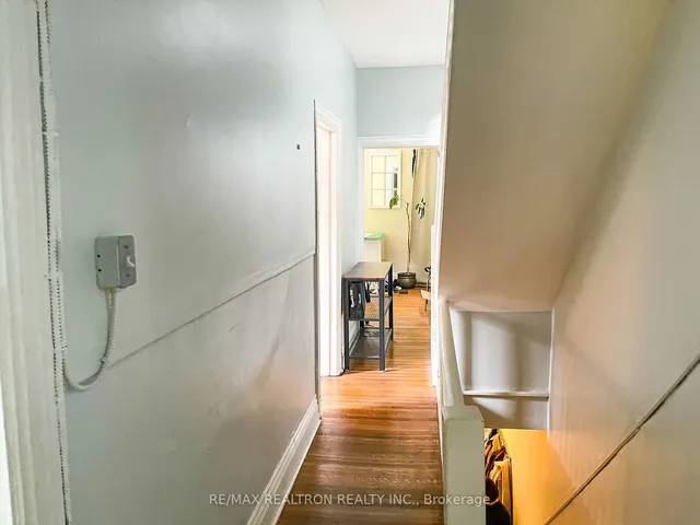 Additional image 6 of 82A Augusta Ave