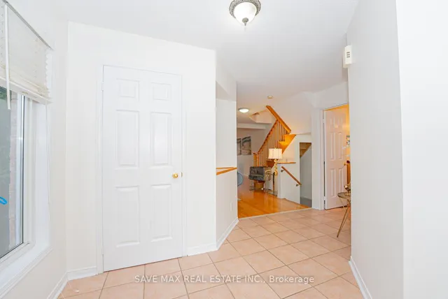 Additional image 8 of 1014 Foxglove Pl