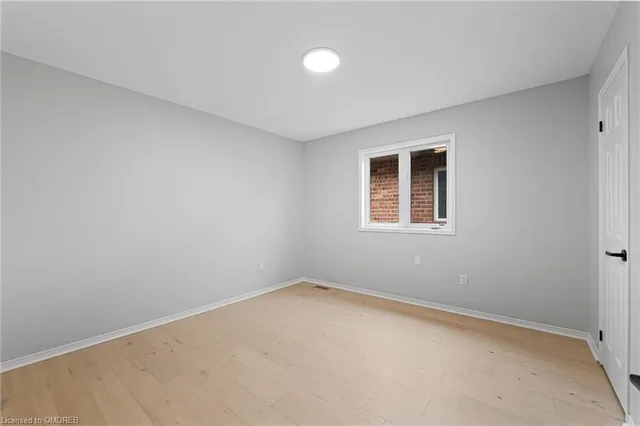 Additional image 23 of 486 Acumen Crt