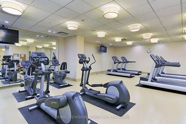 Additional image 33 of 70 Roehampton Ave Unit 2620