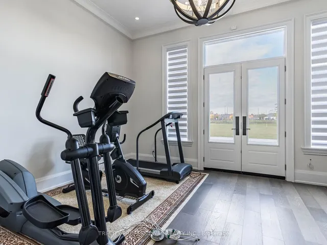 Additional image 25 of 27 Morris Crt