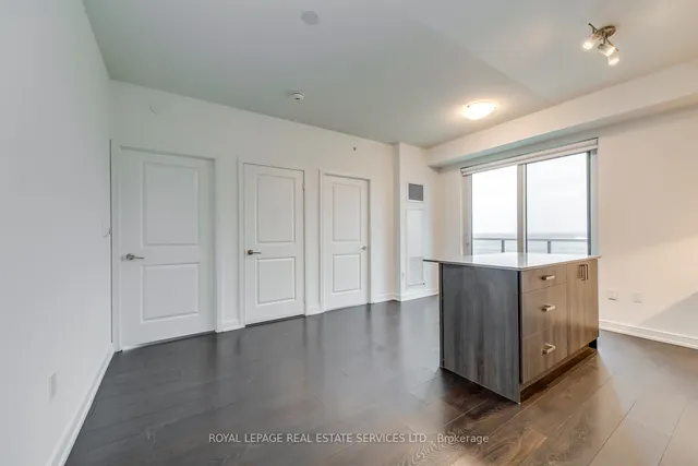 Additional image 18 of 8 Nahani Way Unit 3306