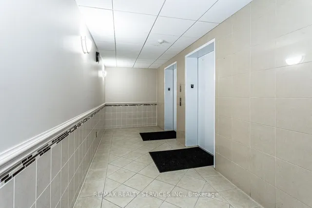 Additional image 4 of 7405 Goreway Dr Unit 716