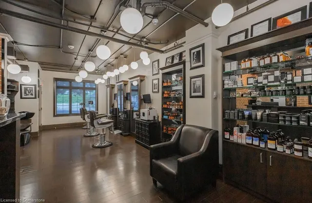 Additional image 8 of 2082 Pine St