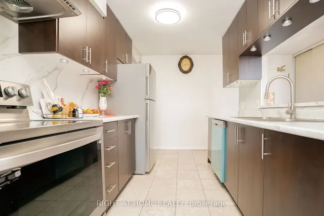 Additional image 17 of 35 Trailwood Dr Unit 513