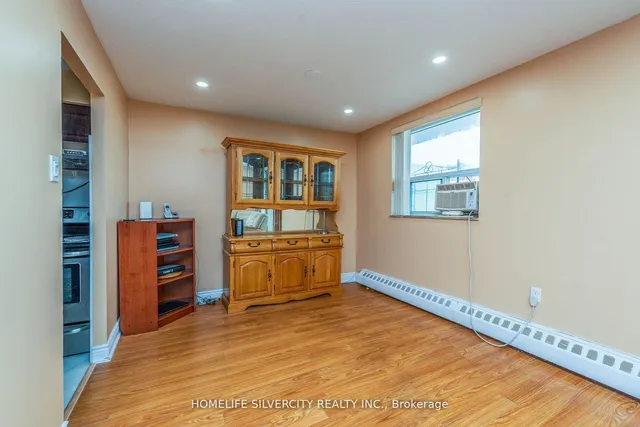 Additional image 15 of 3555 Derry Rd Unit 605