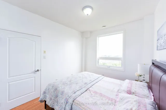 Additional image 24 of 7405 Goreway Dr Unit 716