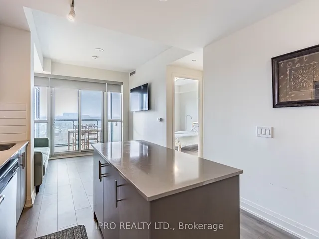 Additional image 15 of 509 Dundas St Unit 721