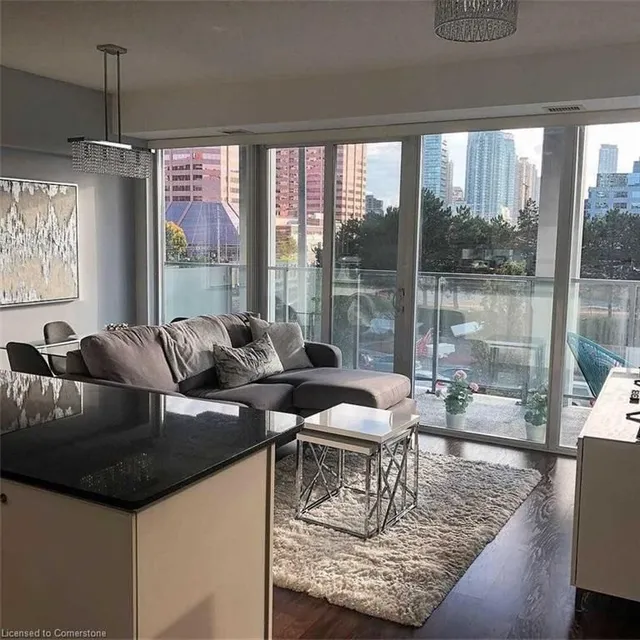 Additional image 4 of 4033 Hurontario St Unit 315