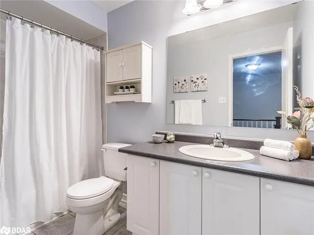 Additional image 30 of 571 Rossellini Dr