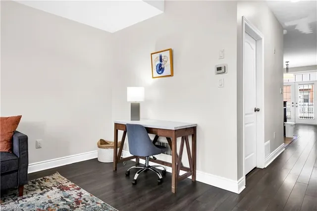 Additional image 28 of 2082 Pine St