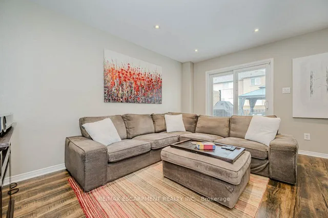 Additional image 7 of 633 Amelia Cres