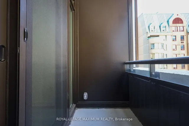 Additional image 20 of 234 Simcoe St Unit 720