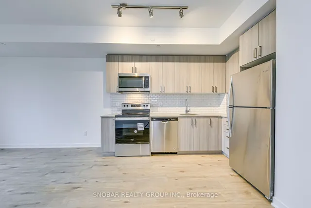 Additional image 10 of 4015 Hickory Dr Unit TH18