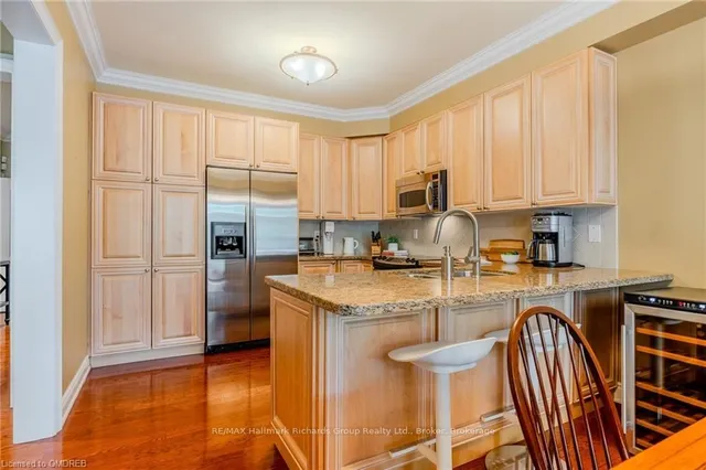 Additional image 12 of 2254 ROCKINGHAM Dr Unit 5