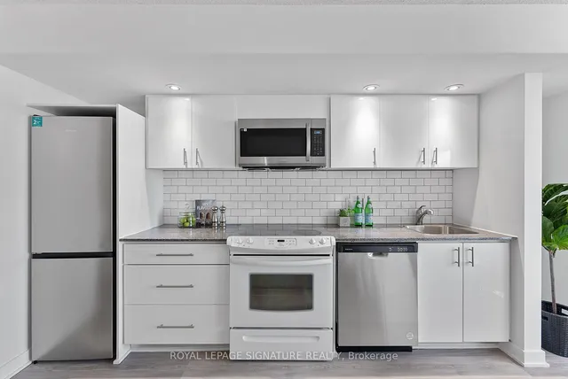 Additional image 14 of 4K Spadina Ave Unit 917