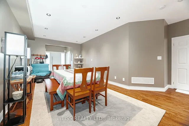 Additional image 3 of 15 Cookview Dr