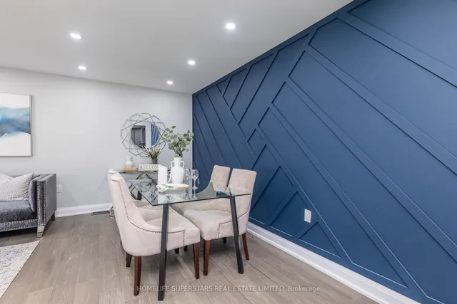 Additional image 4 of 59 Hollyhedge Dr