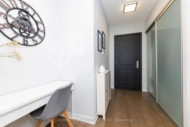 Additional image 5 of 90 PARK LAWN Rd Unit 1212