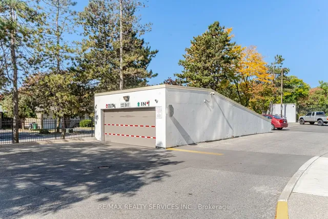 Additional image 38 of 310 Mill St Unit 805