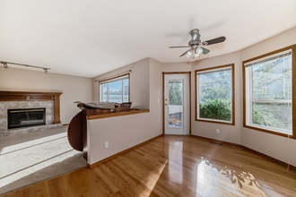 Additional image 4 of 529 Diamond Ct SE