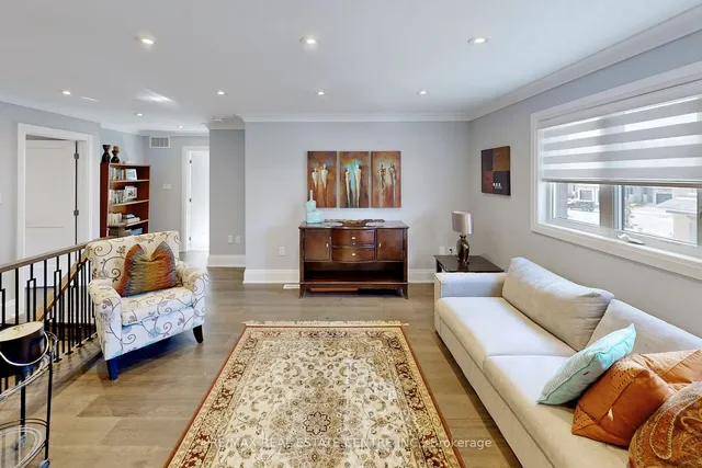 Additional image 24 of 92 Holt Dr