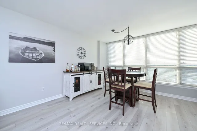 Additional image 14 of 10 Laurelcrest St Unit #1210