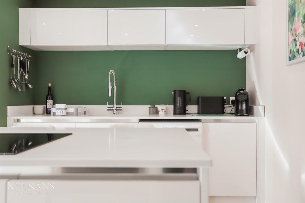 Additional image 6 of Whitpark Grove, Ightenhill